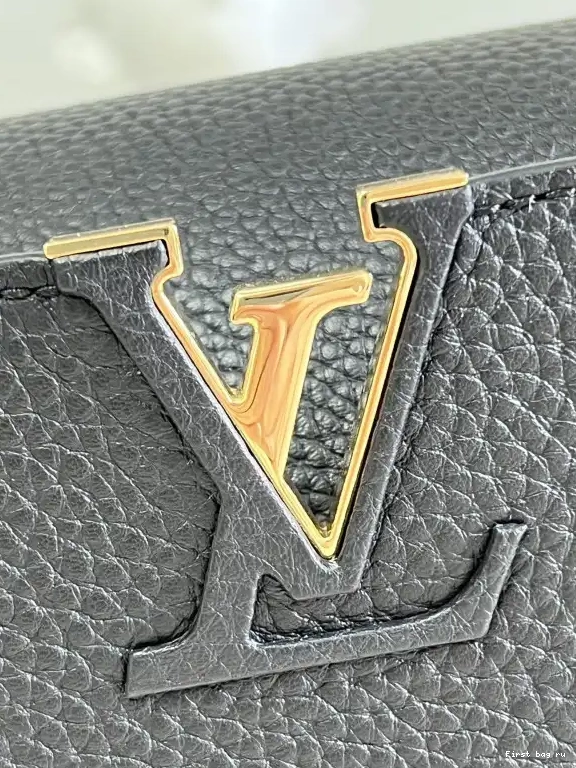 Frstbag ru VUITTON LOUIS CAPUCINES BB 0502